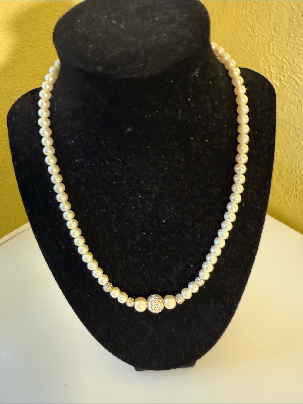 Carolee Ivory Pearl Necklace with Gold Accent